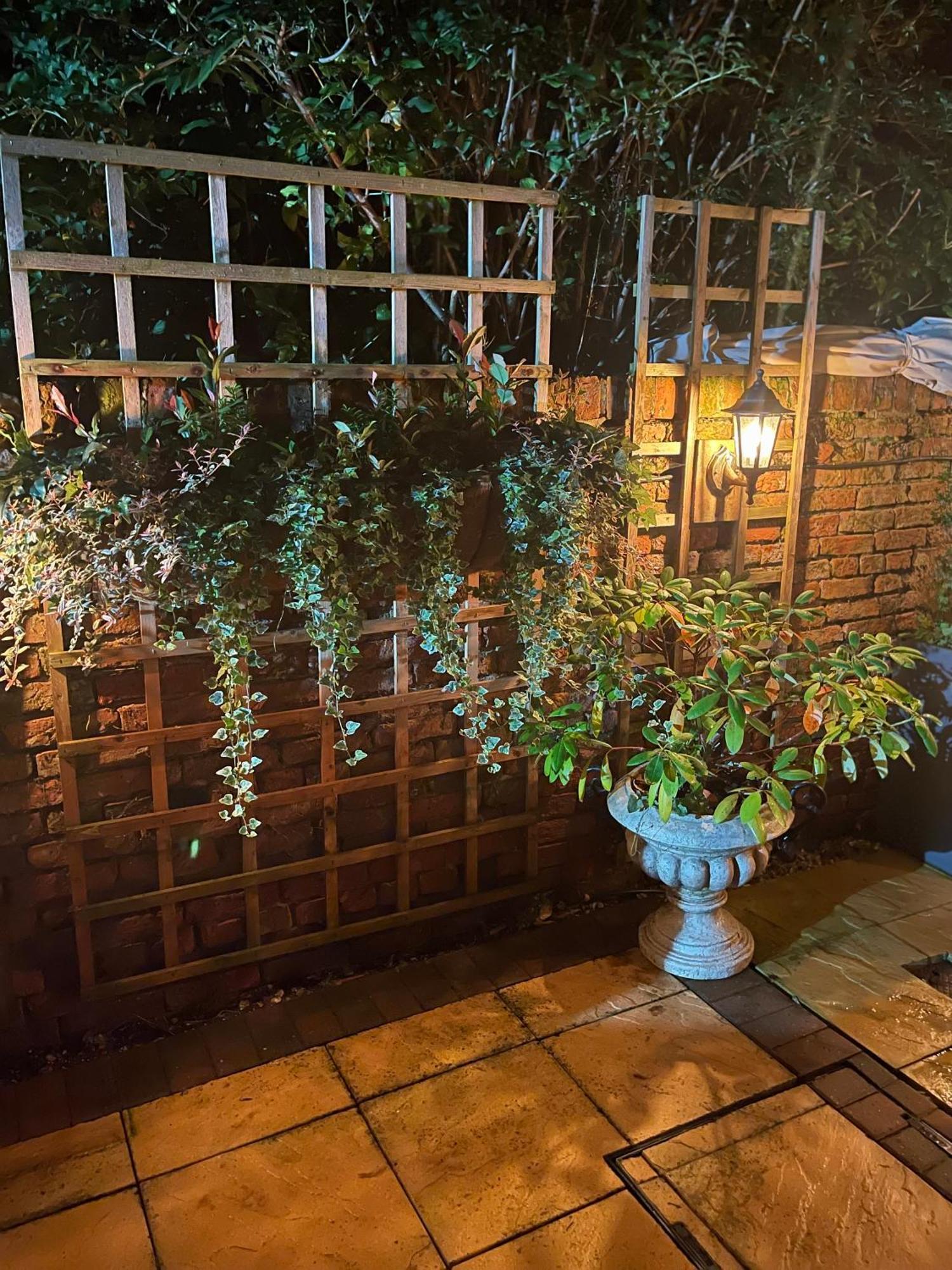 Cosy Cottage Central Bawtry - 2 Bedroom - High End Furnishings Экстерьер фото